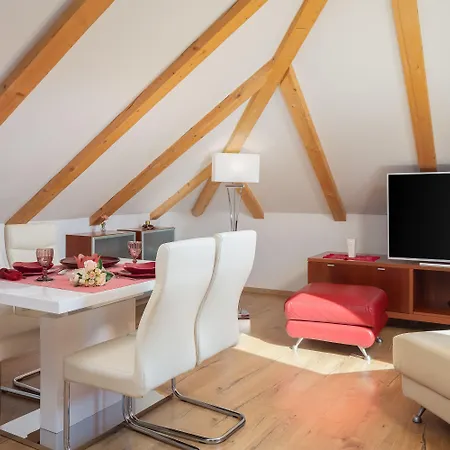 Romantic Attic Apartament *