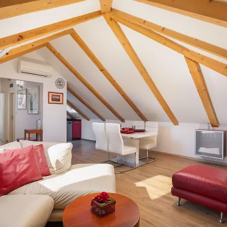 Apartamento Romantic Attic Split