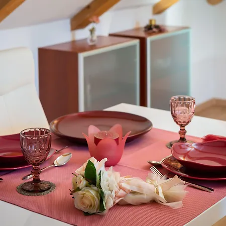 Romantic Attic Appartement Split