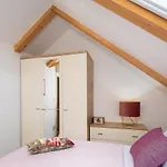 Romantic Attic Lägenhet