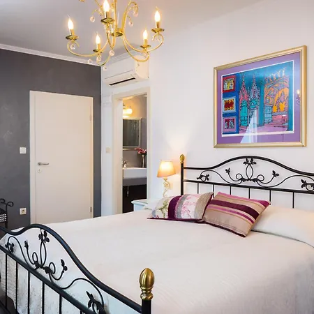 아파트 Romantic Luxury 스플리트